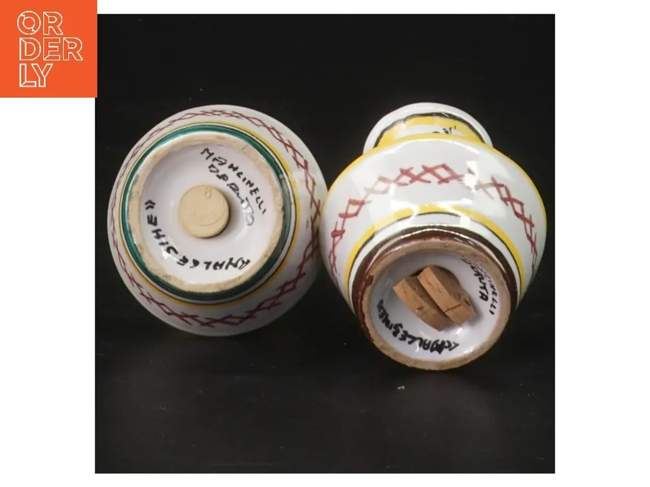 Billede 2 - Keramiske salt- og peberbøsser (str. 7x5,5 cm)