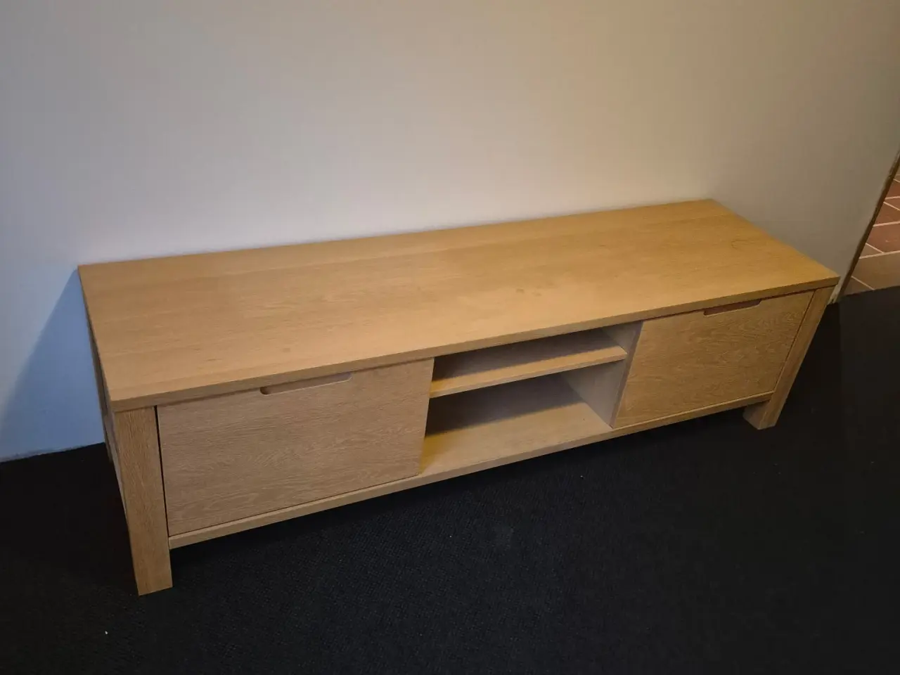 Billede 1 - Tv bord i egetræsfiner