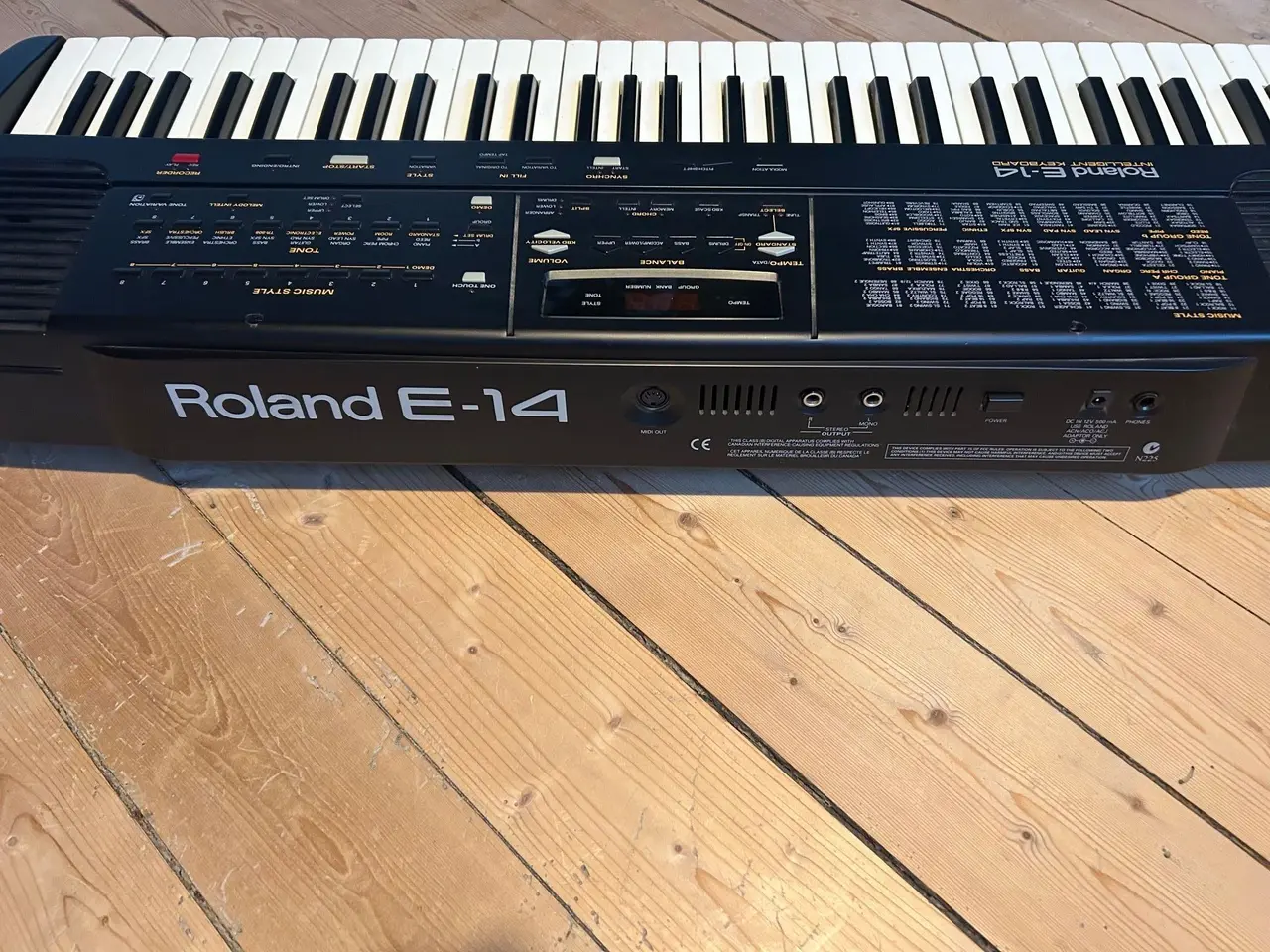 Billede 3 - Roland E-14 Keyboard