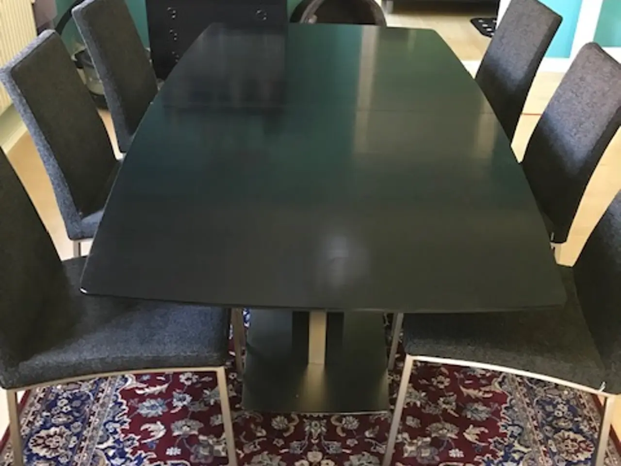 Billede 1 - Spisebord BoConcept med udslagsplade