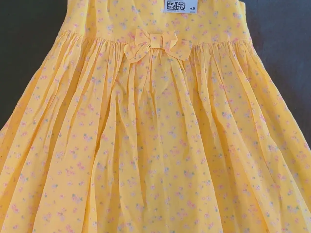 Billede 1 - Kjole fra H&M