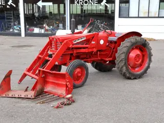  IH Mccormick B250 4 cylinder diesel