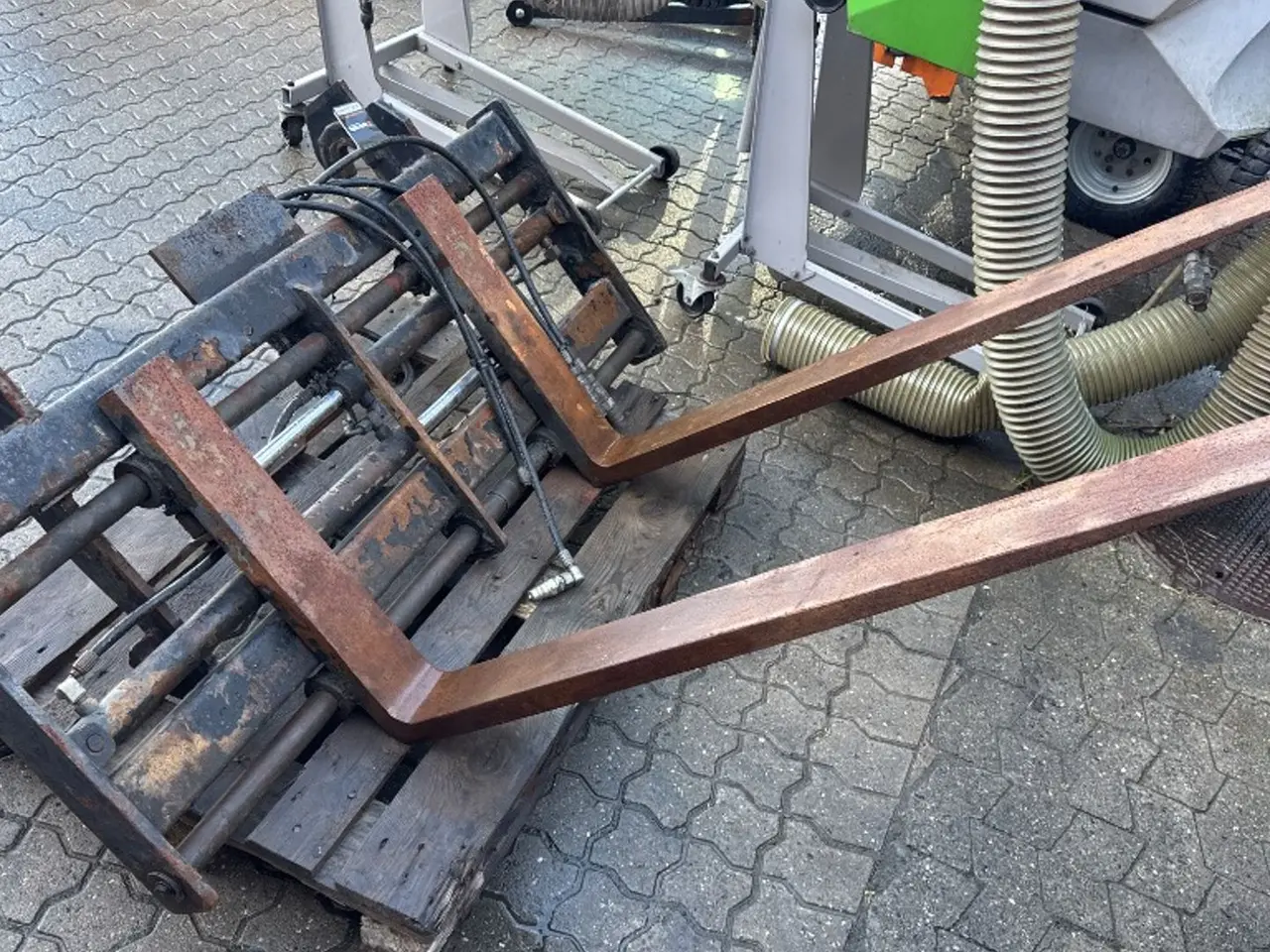 Billede 1 - Hydrauliske gafler (Volvo)