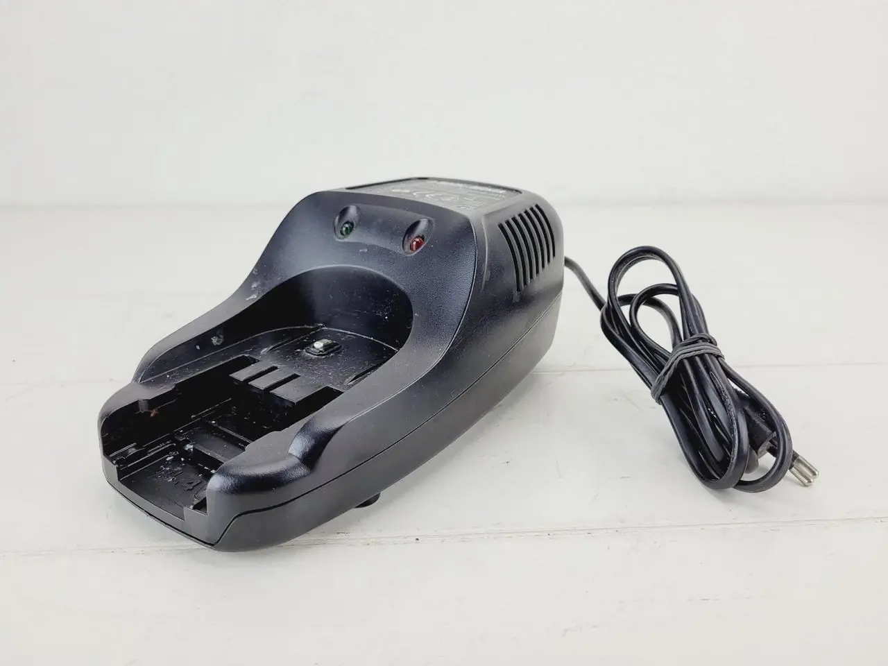 Billede 1 - Black & Decker batterilader Model 5102630-01