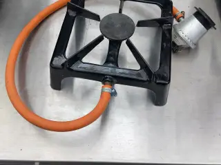 Nyt ( Ubrugt) Gasblus med slange og adapter 