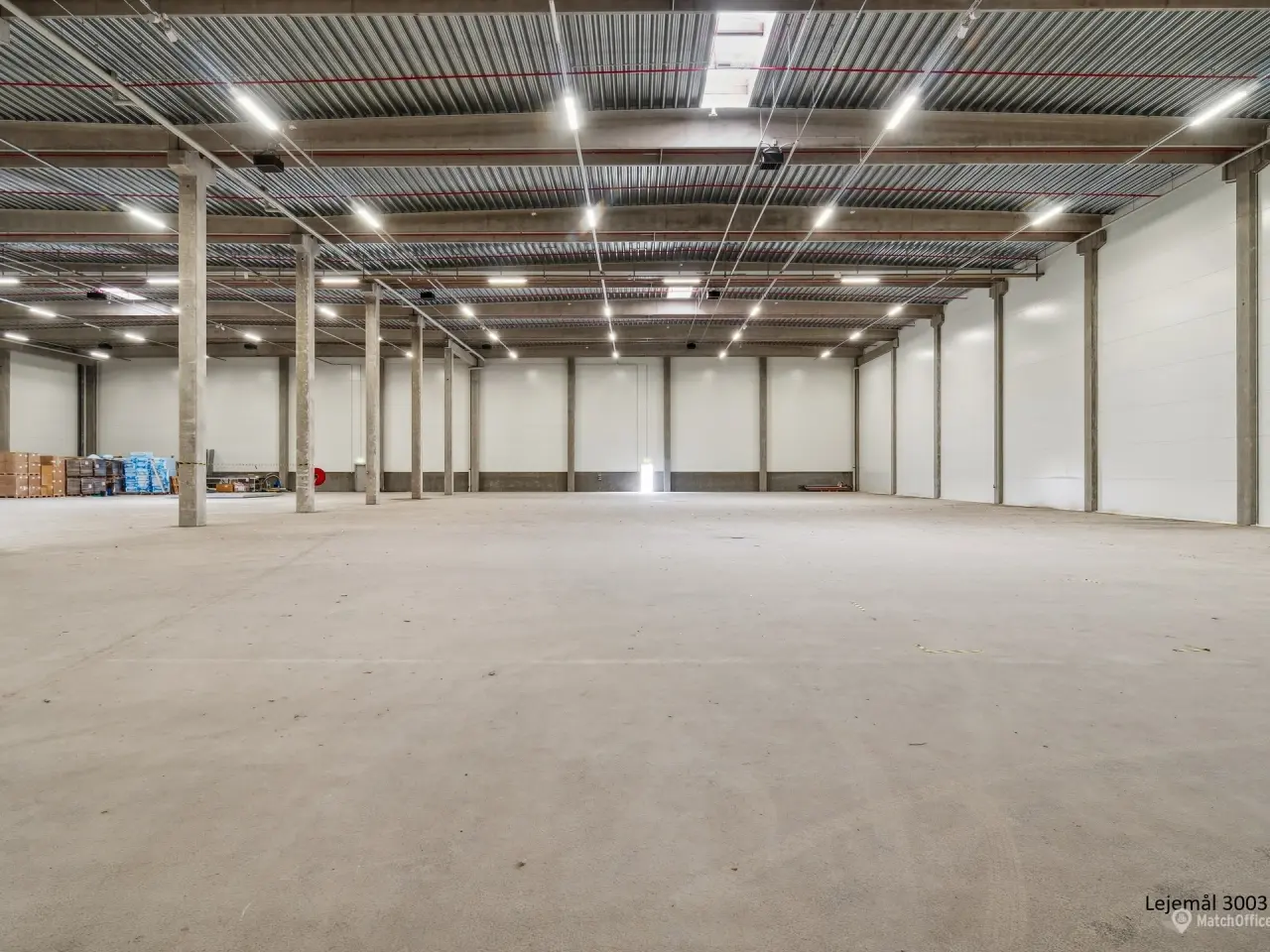 Billede 38 - Logistiklejemål med porte og ramper og en loftshøjde op til 10 meter