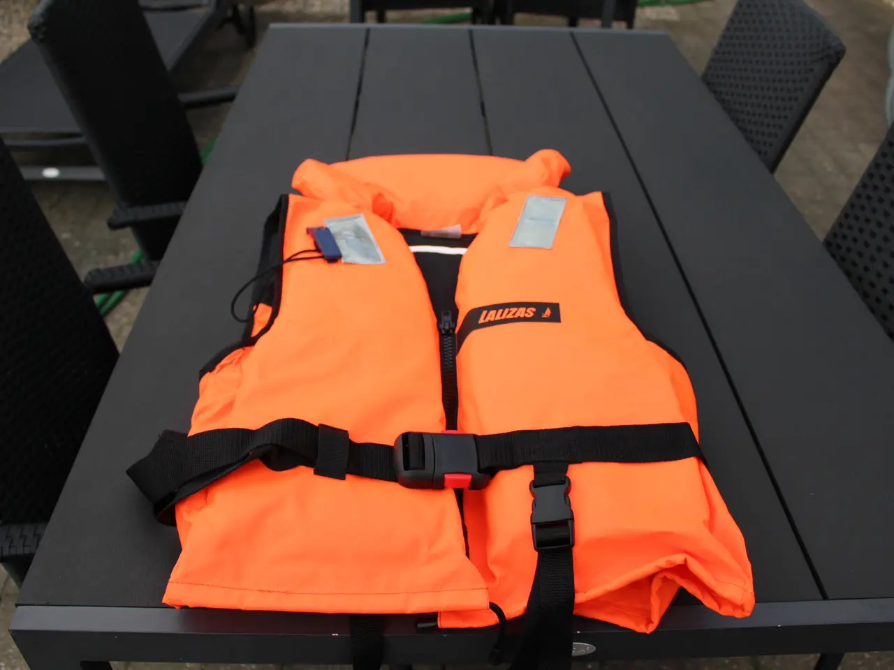 Billede 1 - Redningsvest som ny 100kr