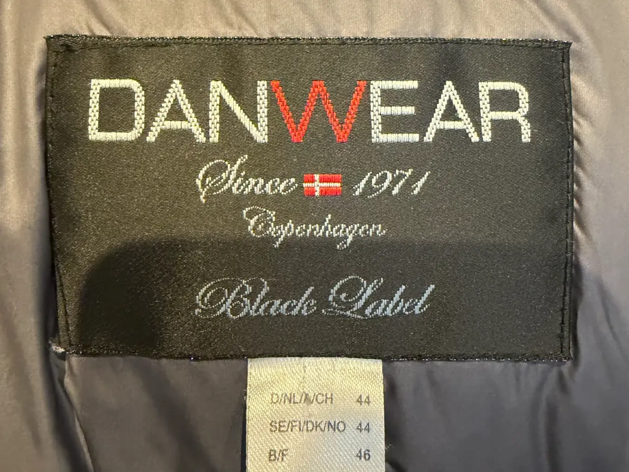 Billede 5 - Danwear jakke, sort.
