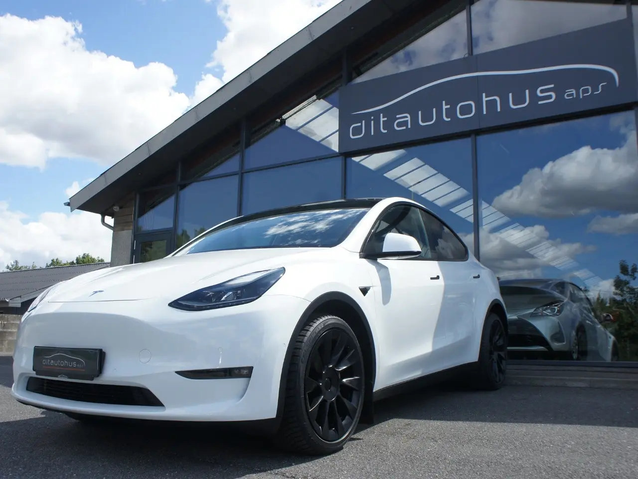 Billede 2 - Tesla Model Y Long Range AWD