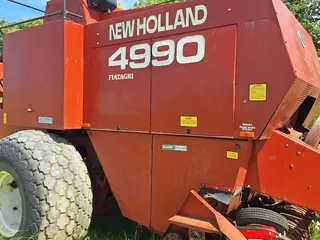 New Holland 4990
