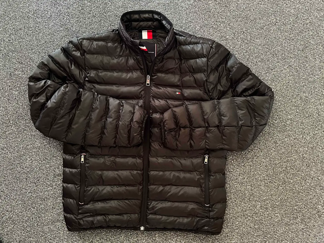Billede 1 - Tommy Hilfiger jakke – str. M – som ny