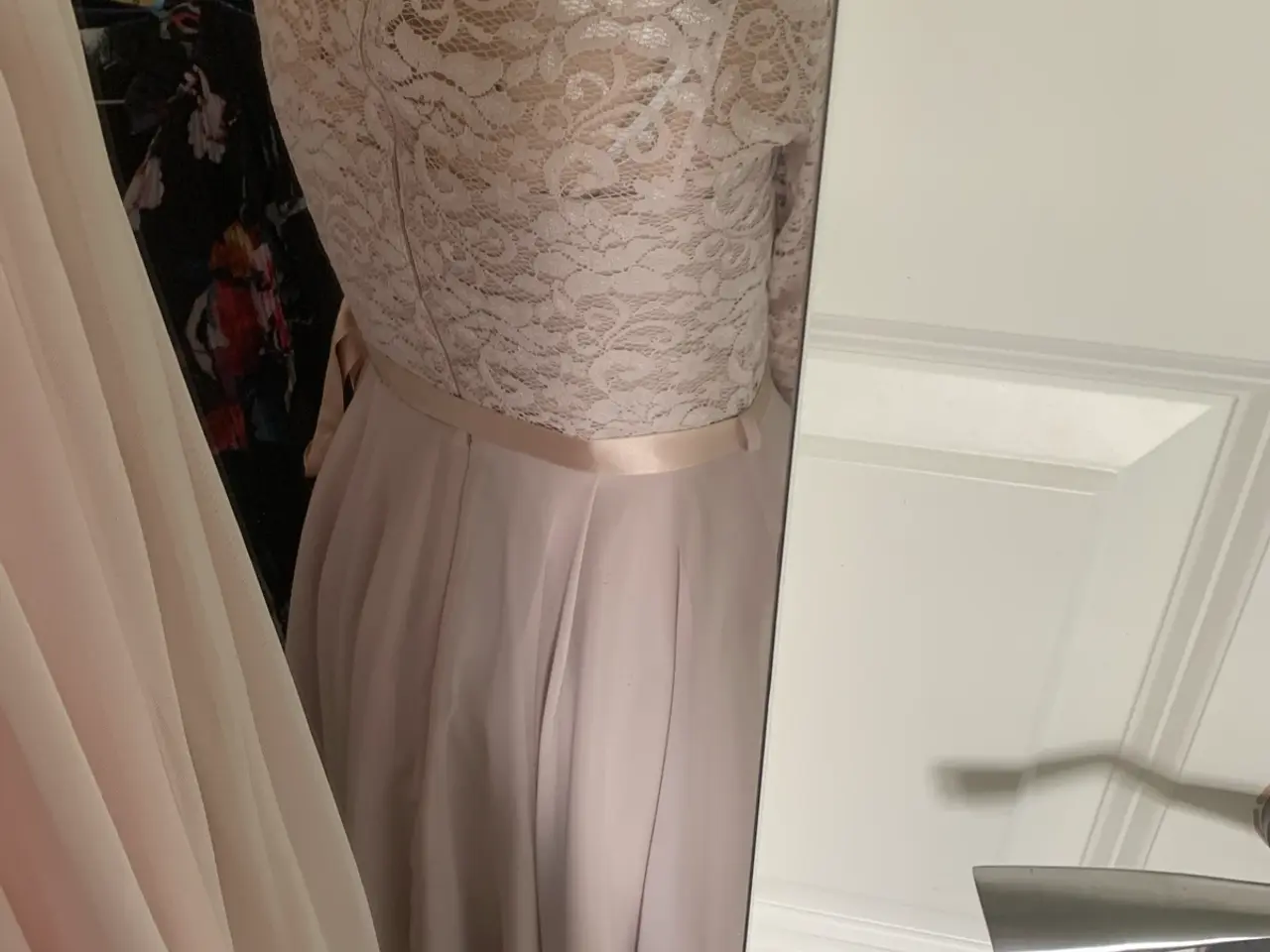 Billede 3 - Swing galla kjole