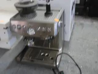 Espressomaskine SAGE BES875