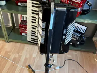 Helt nyt harmonikastativ i høj kvalitet