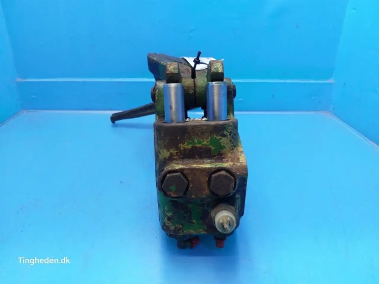 Billede 2 - John Deere 2040 Bremseventil AR53494