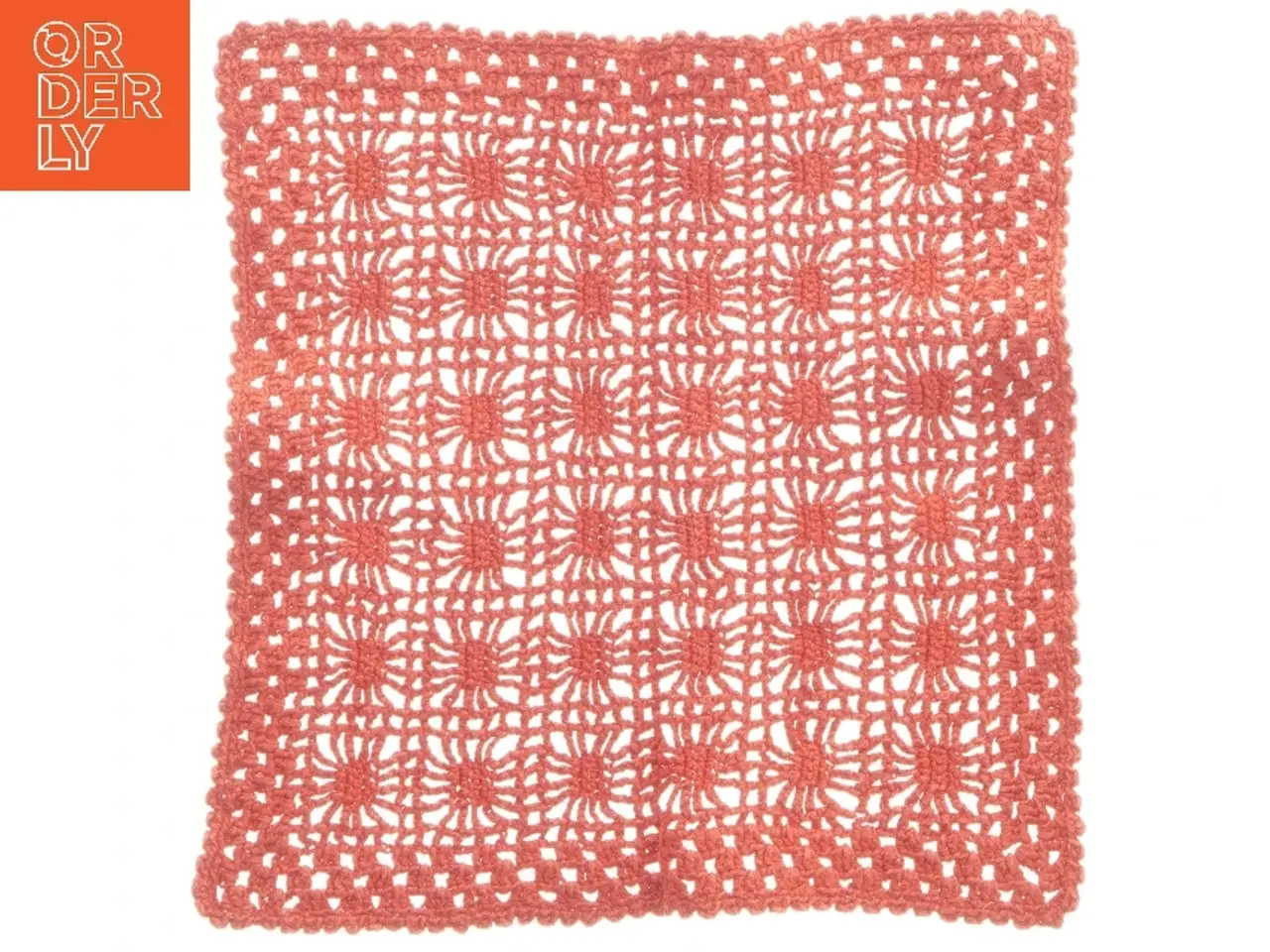 Billede 4 - Hæklet dækkeservietter (str. 29x29 cm)