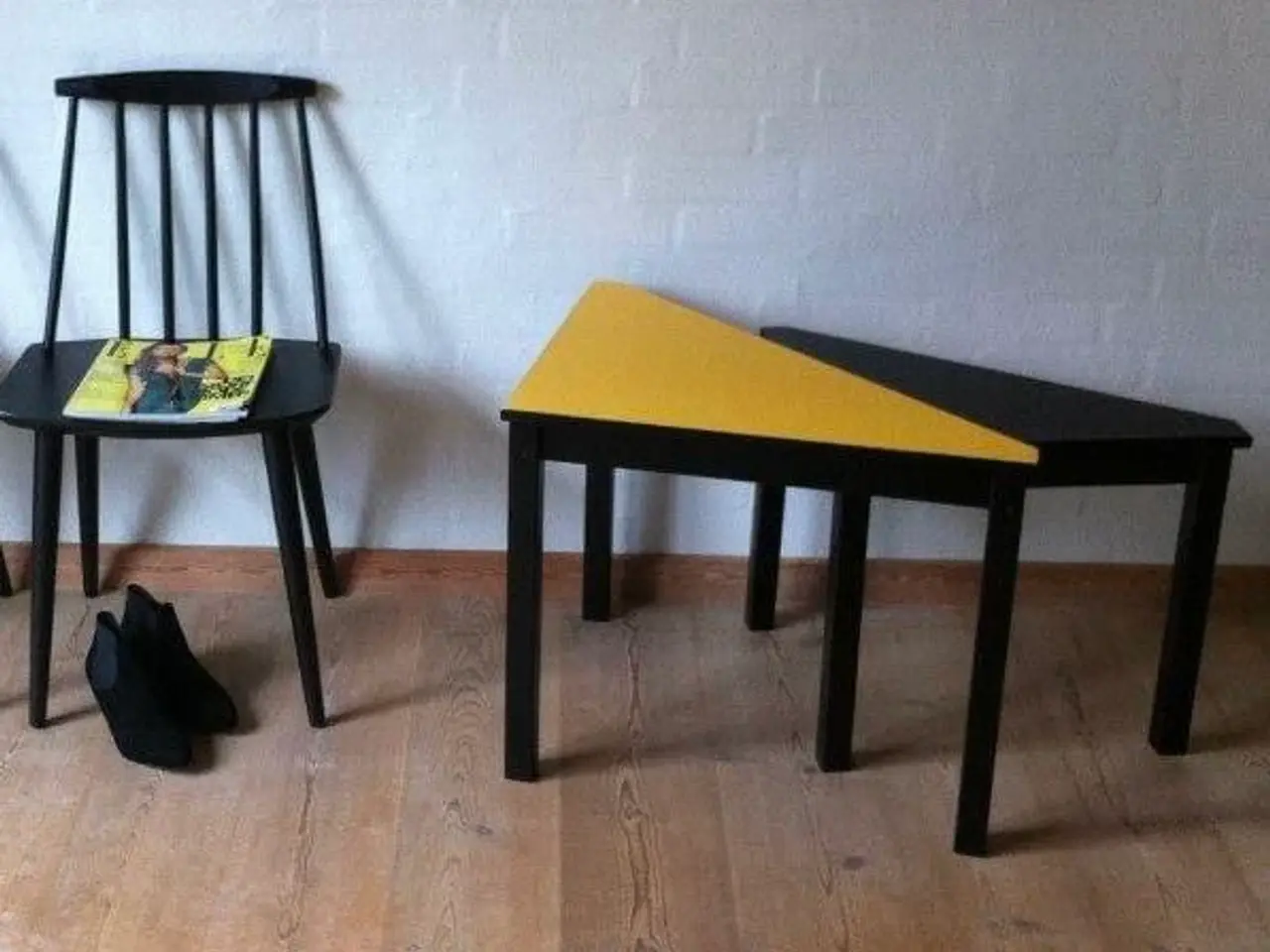 Billede 1 - Fint Trekantet bord