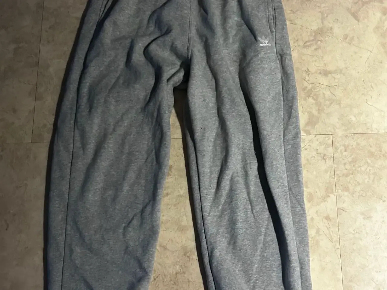 Billede 2 - Sælger 7 par sweatpants