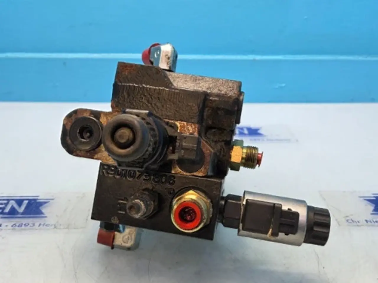 Billede 6 - New Holland CR9080 Hydraulikventil 87313989