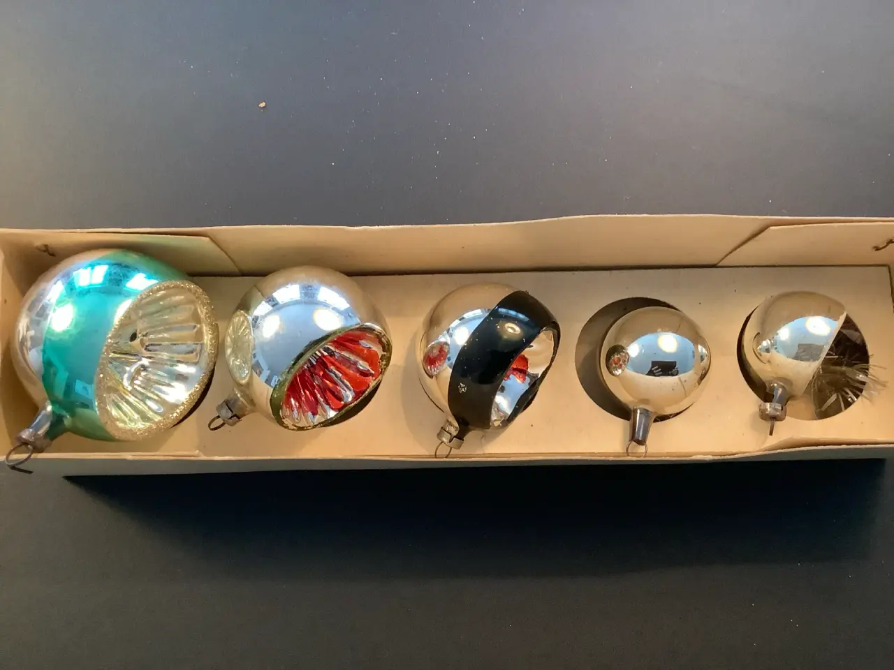 Billede 2 - Retro jule glas reflektor, halve julekugler