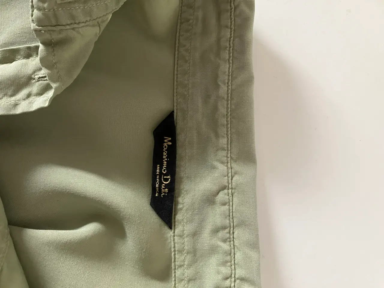 Billede 2 - Lysegrøn skjorte fra Massimo Dutti, str. 38
