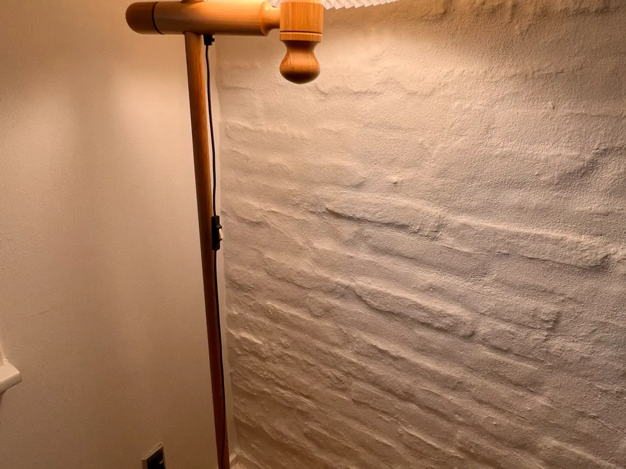 Billede 1 - MODA G-1060 gulvlampe i træ – dansk vintage design