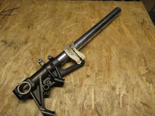 Forgaffel, nederste, Kazasaki ZZR1400