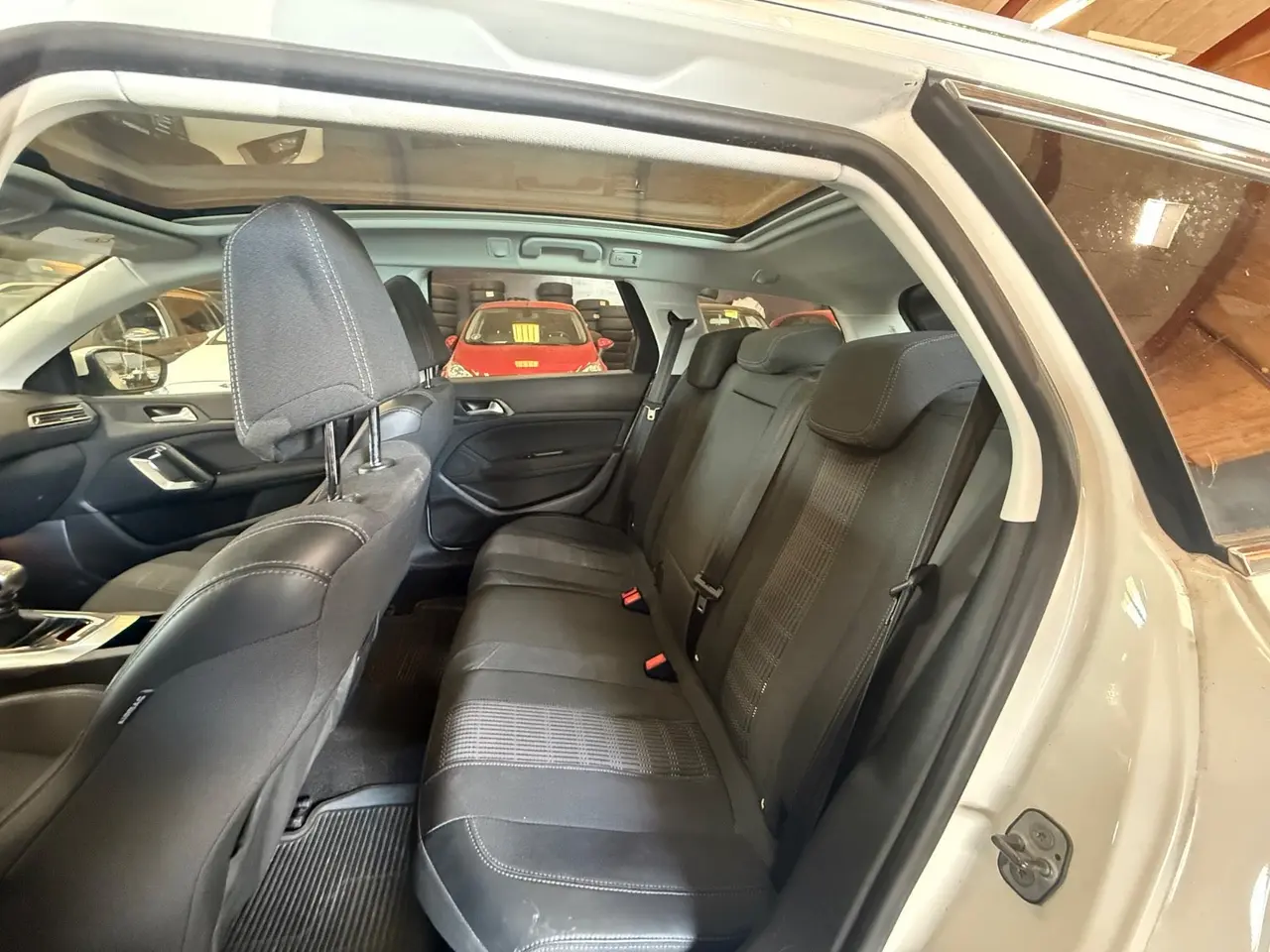 Billede 9 - Peugeot 308 1,6 BlueHDi 120 Allure Sky SW