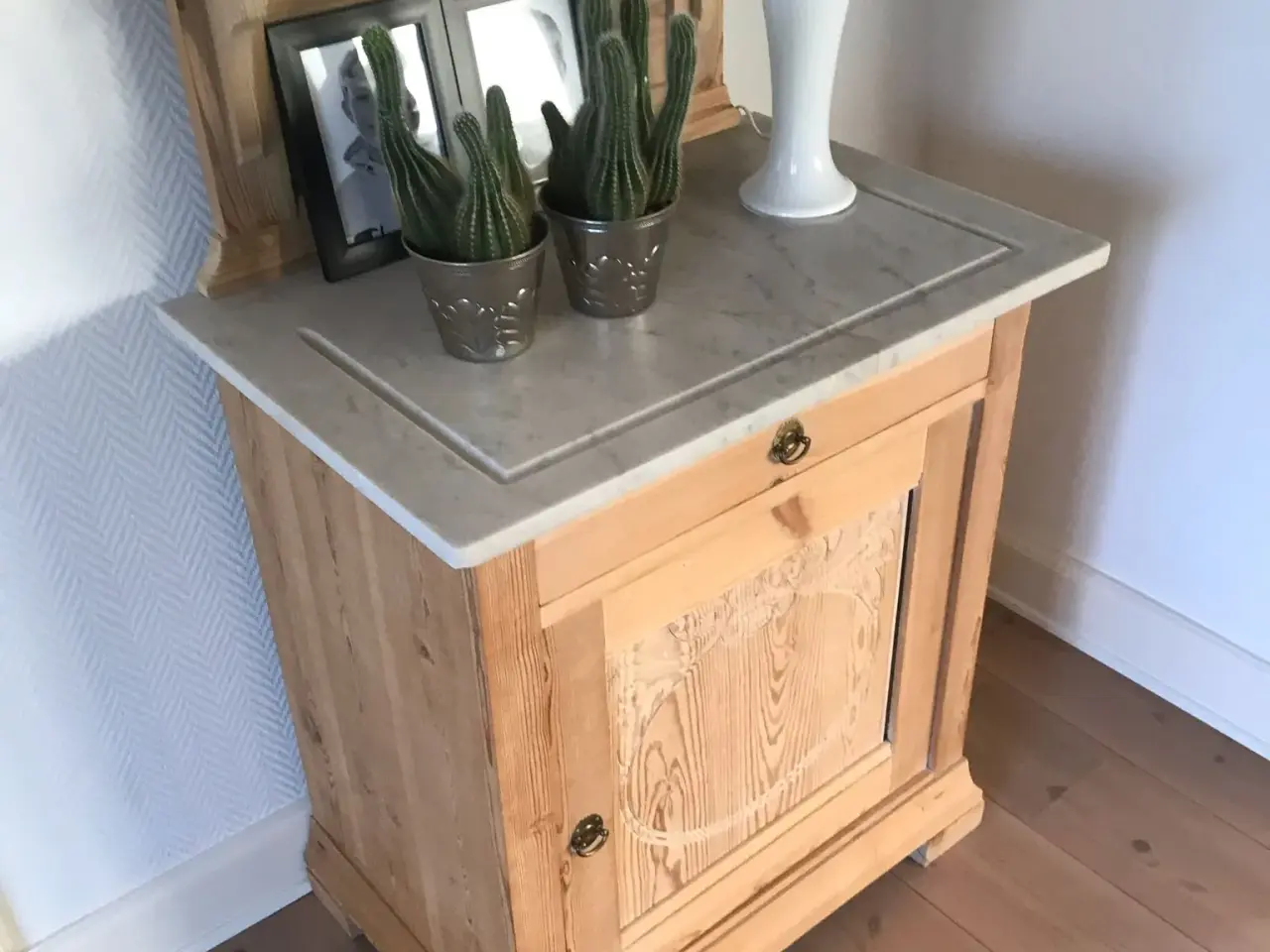 Billede 2 - Kommode med marmor plade