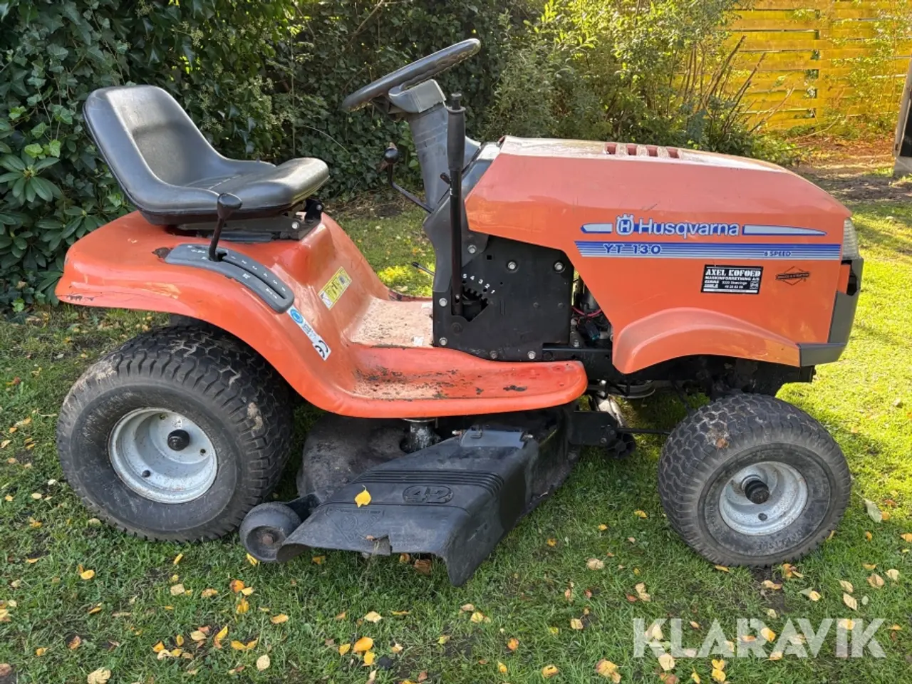 Billede 4 - Græsslåmaskine Husqvarna YTH130