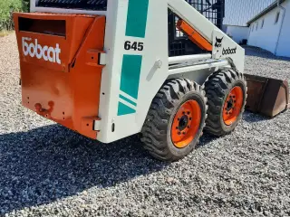 Bobcat 645 nymalet med 4 ny dæk - 5