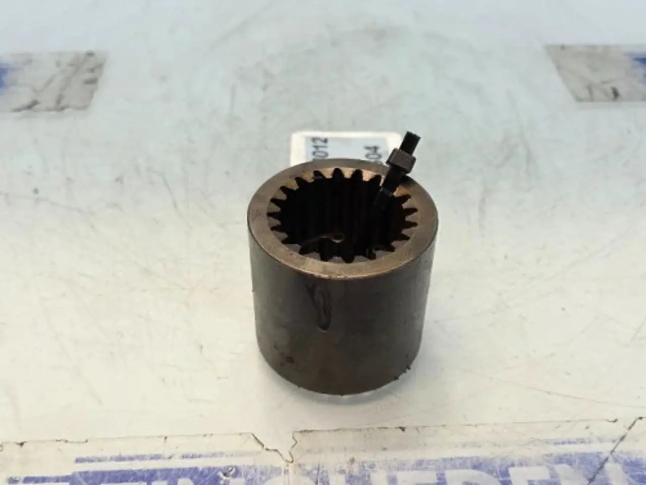 Billede 2 - New Holland TM190 Muffe 5176850