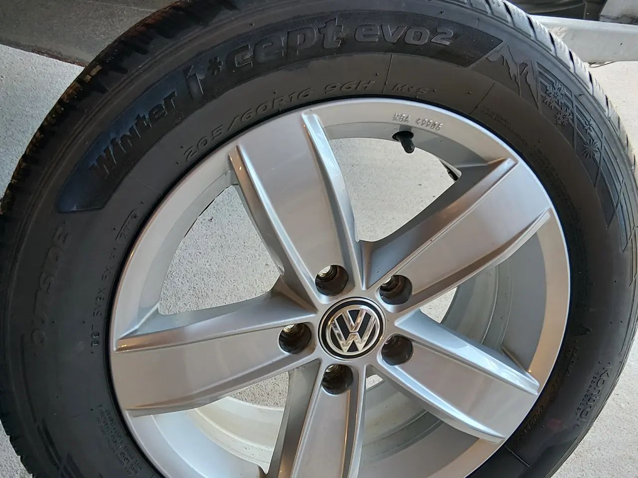 Billede 5 - VW Orginale fælge.
