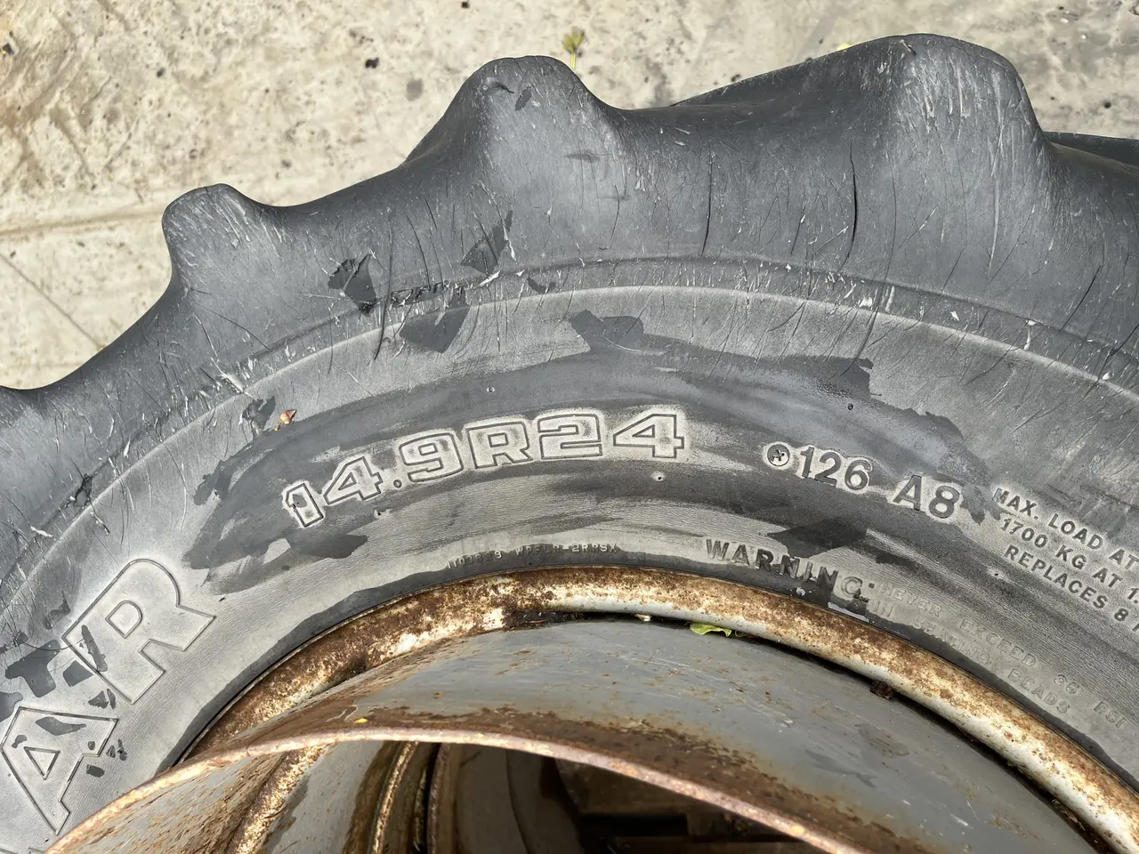 Billede 2 - Tvillinghjul 14,9R24