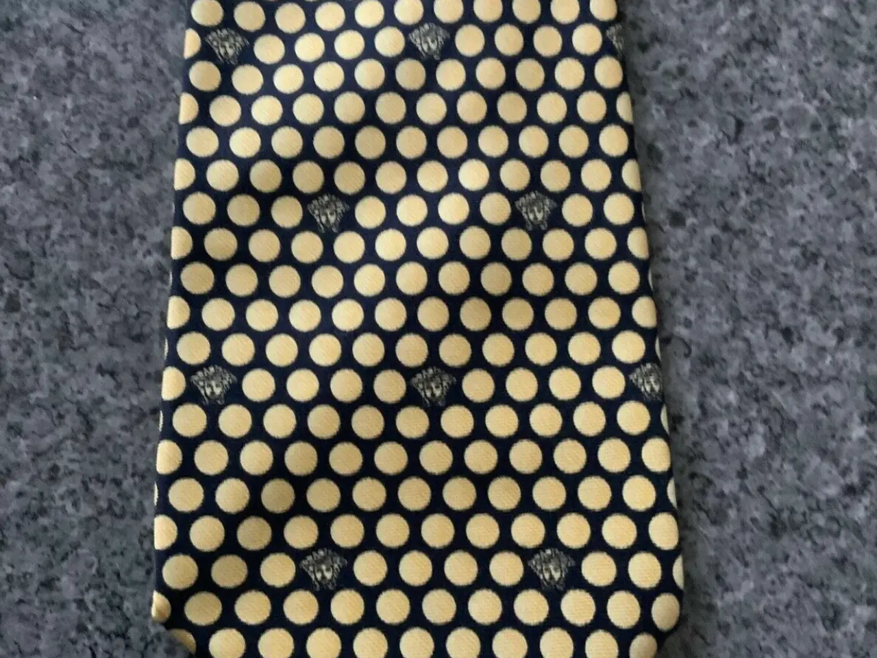 Billede 2 - Slips Versace, Silk 