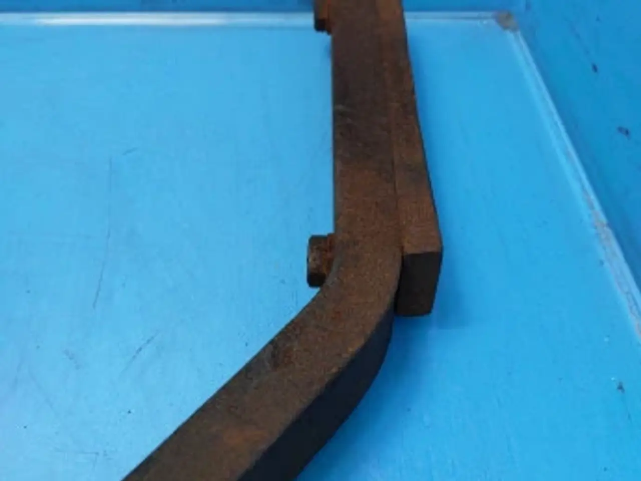 Billede 11 - Case Farmall 95A Hjulskærm Beslag R. 84606285