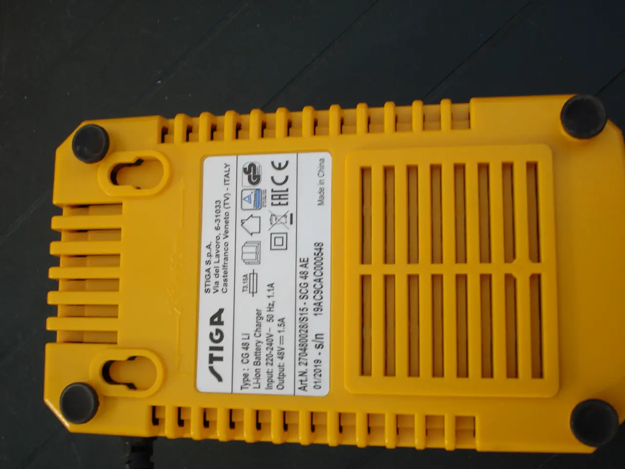 Billede 1 - Stiga li-on batteri Charger 48-volt