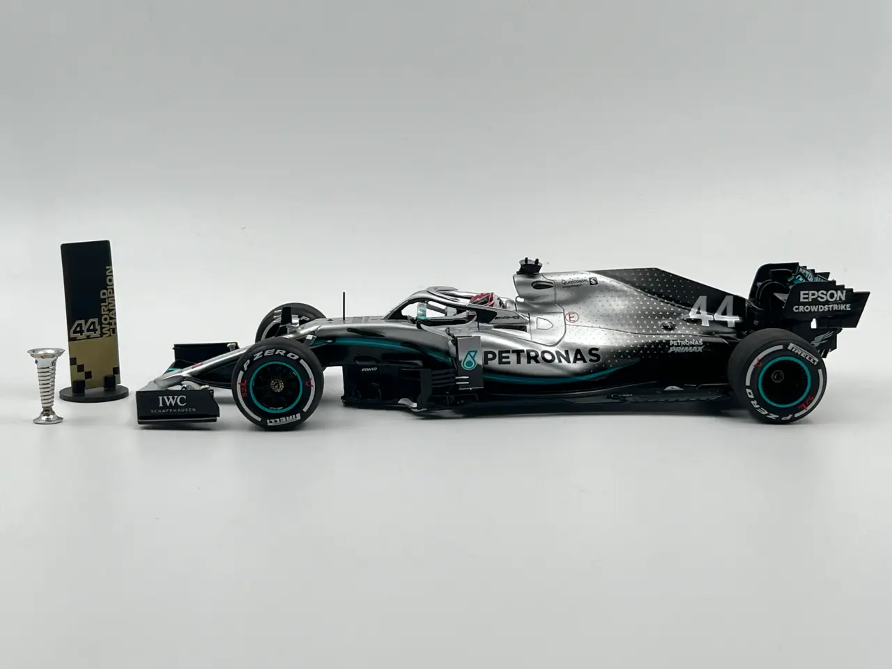 Billede 3 - 2019 Mercedes AMG Petronas M10 EQ Power+ #44 1:18