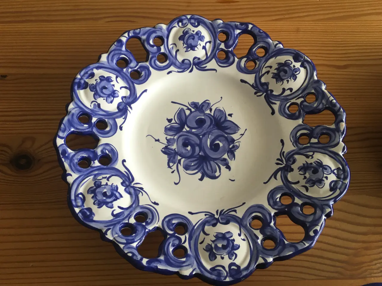 Billede 1 - Vintage vægtallerken i keramik. Fra Portugal