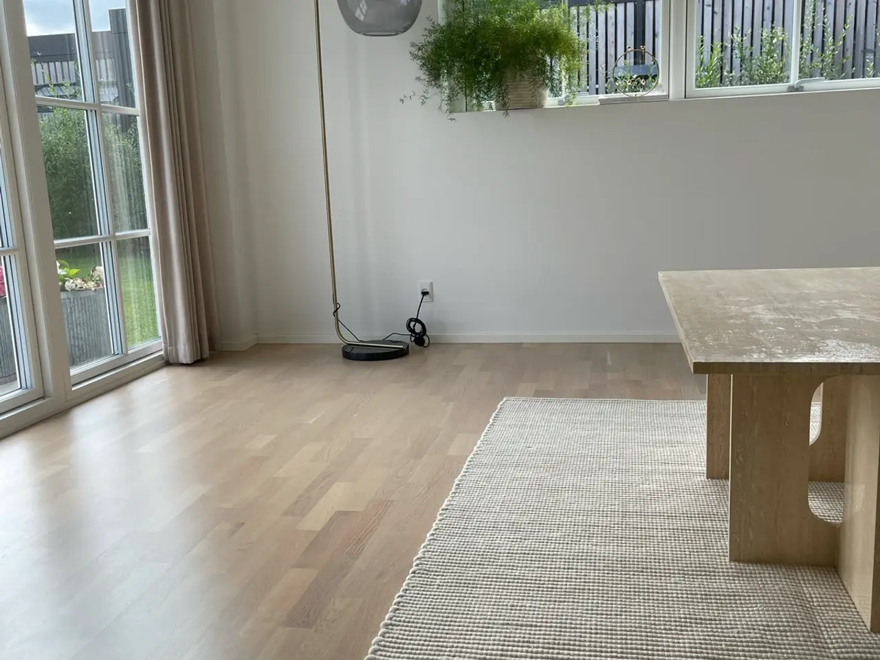 Billede 1 - Håndvævet uld tæppe