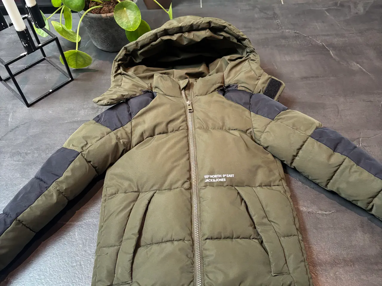 Billede 2 - Jack&jones vinterjakke str 128