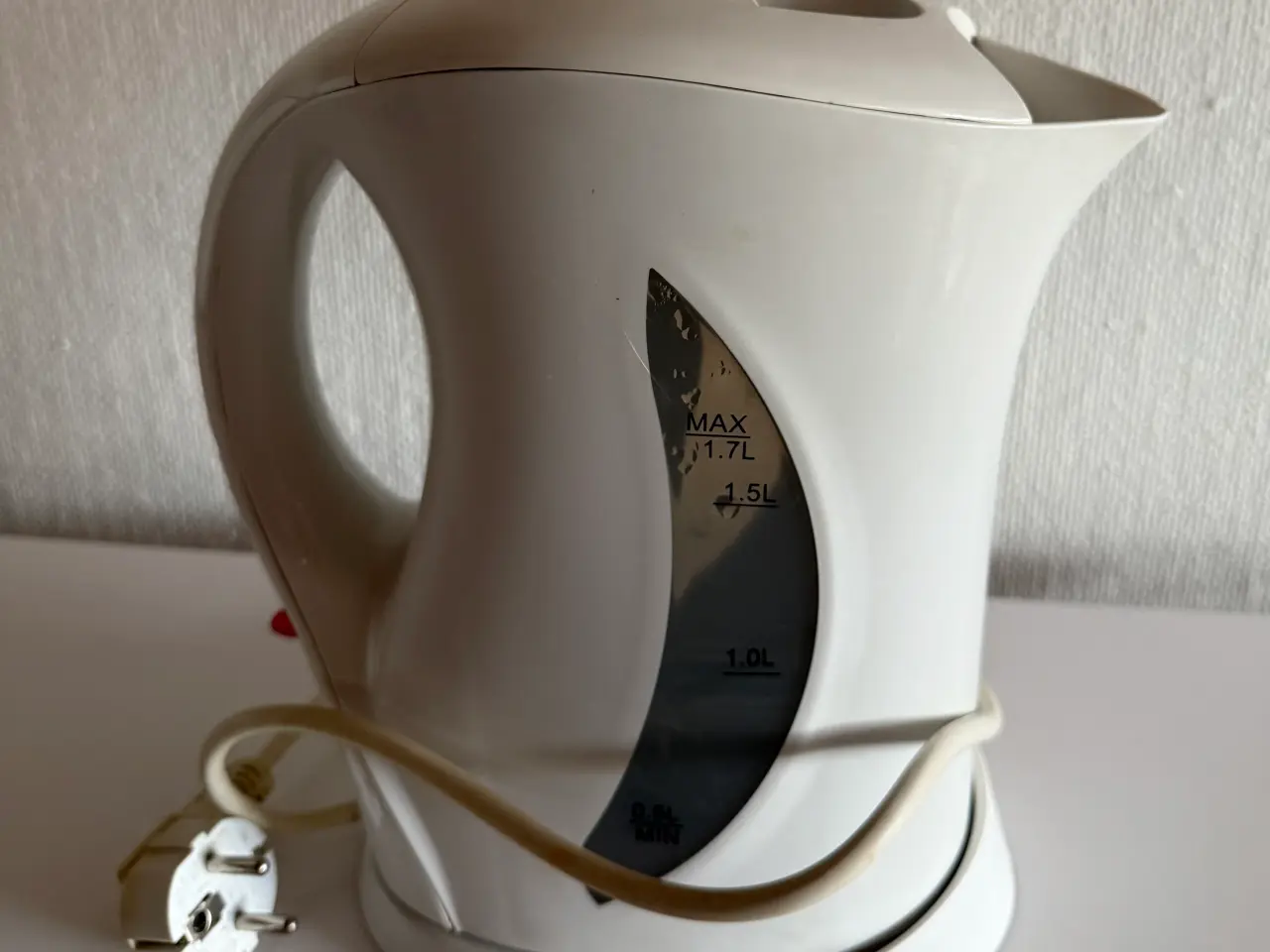 Billede 2 - Hvid elkedel 1,7 L