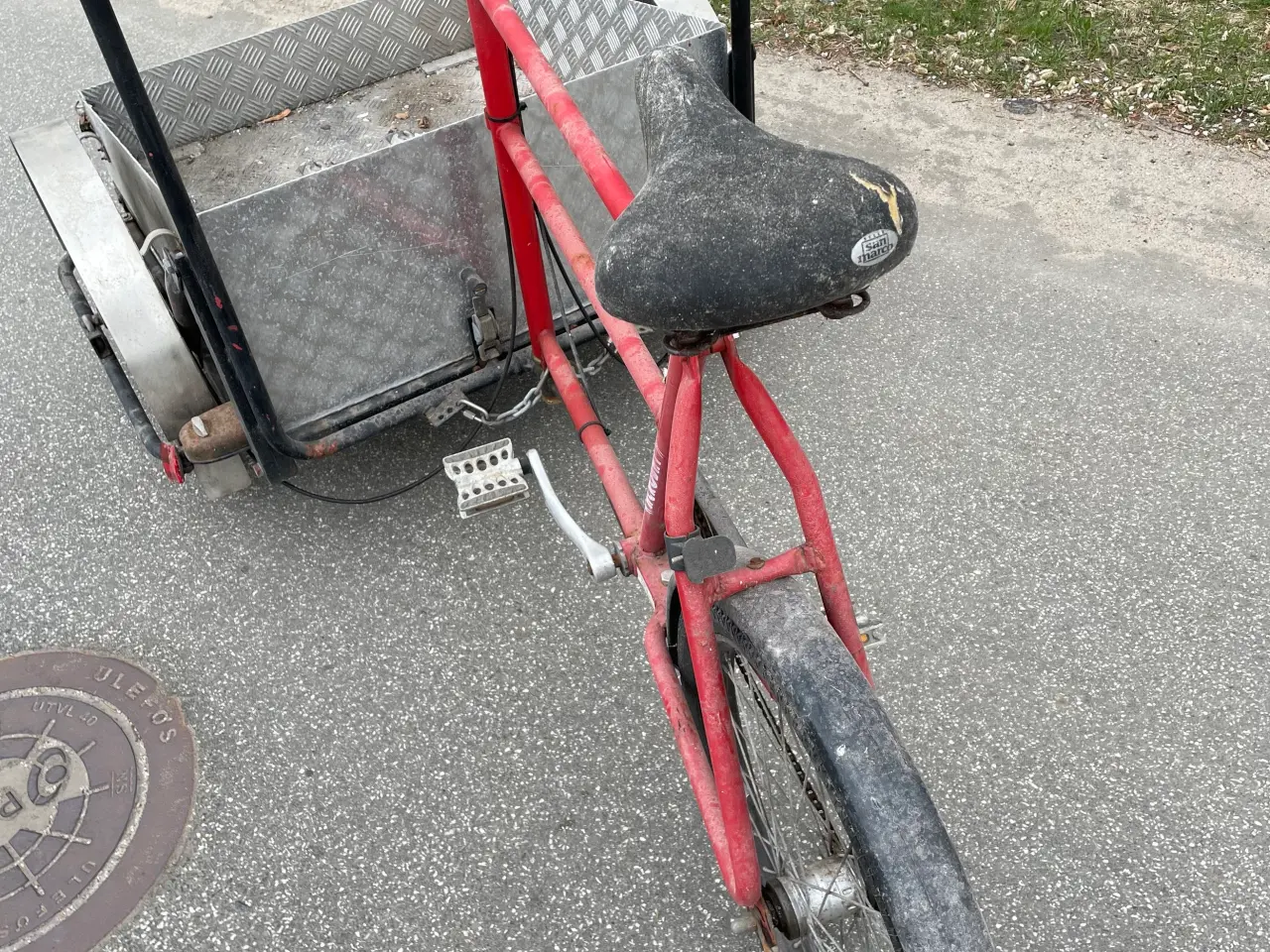 Billede 3 - Ældre Budcykel alt virker på den ,