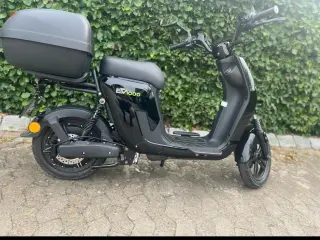 VGA EU1000 30 km/t – KUN KØRT 300 KM!