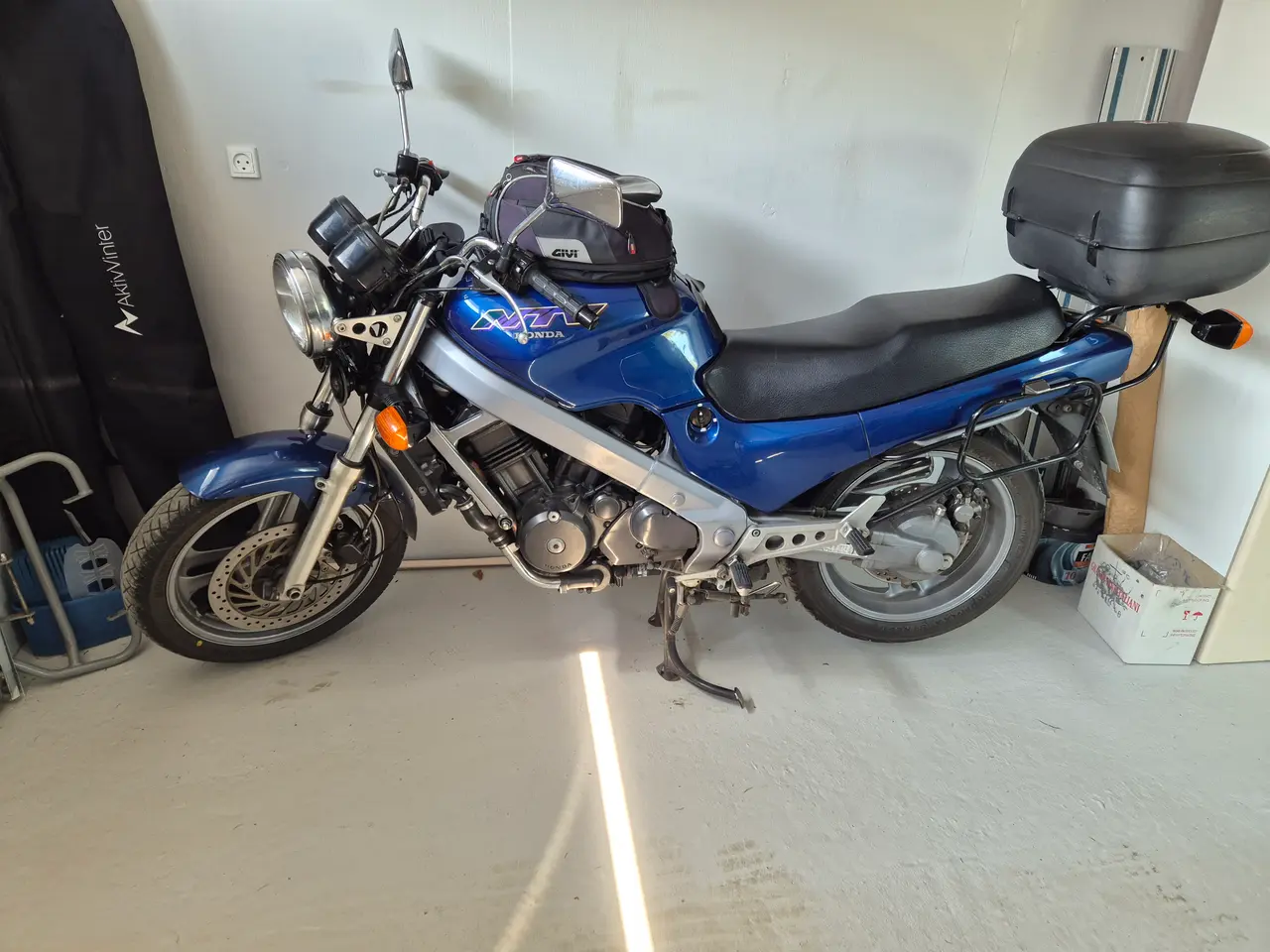 Billede 11 - Flot Honda ntv 650 med kardan og fuldt taskesæt