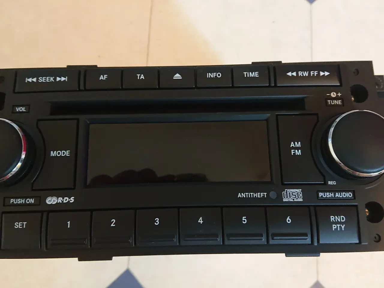 Billede 1 - Radio. AM/FM m. CD og Equalizer