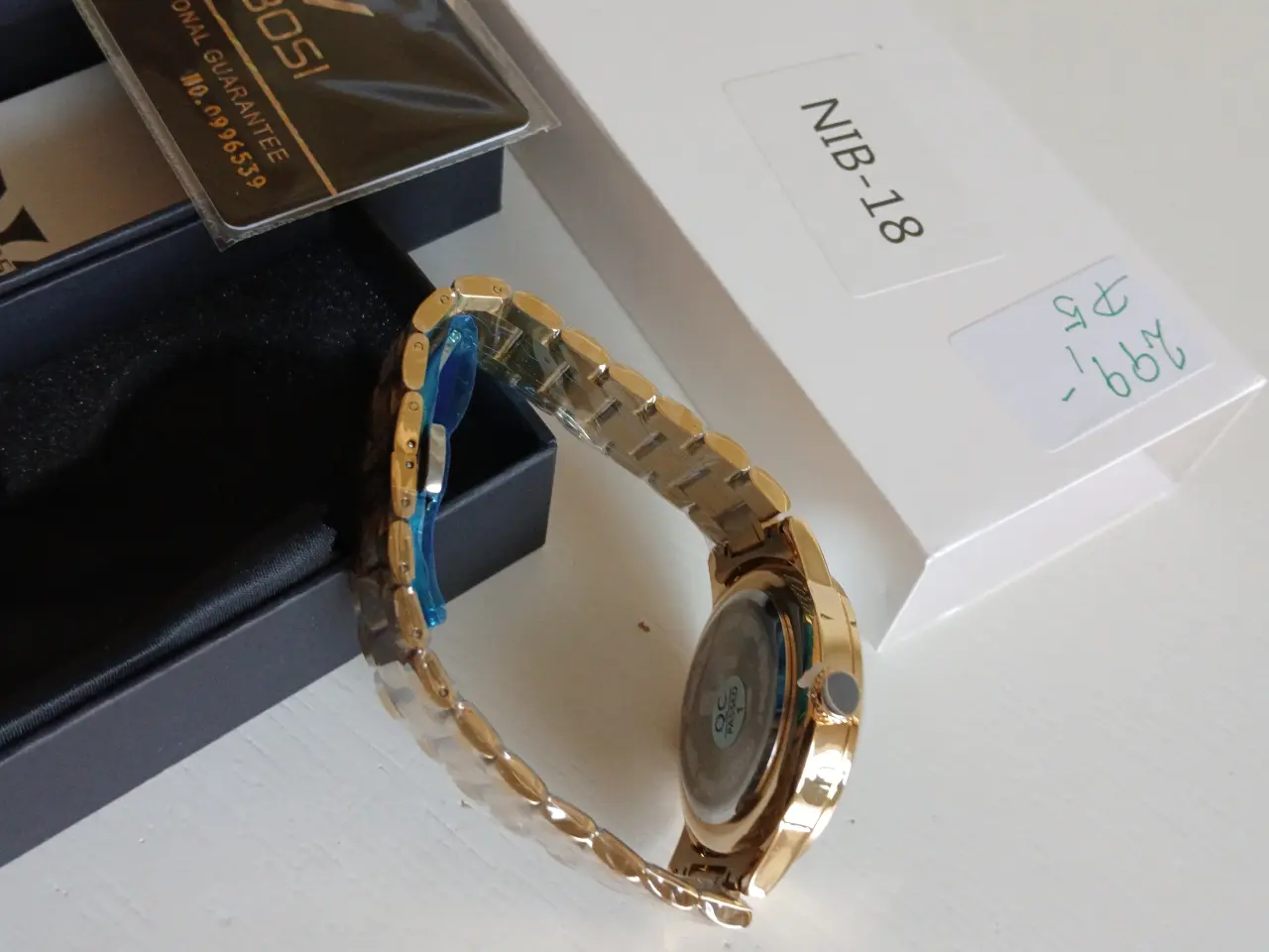 Billede 3 - NIBOSI armbånds ur gyldent med sort skive (NIB18)