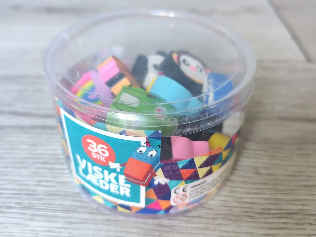 Billede 1 - Boks med viskelædre *NY*