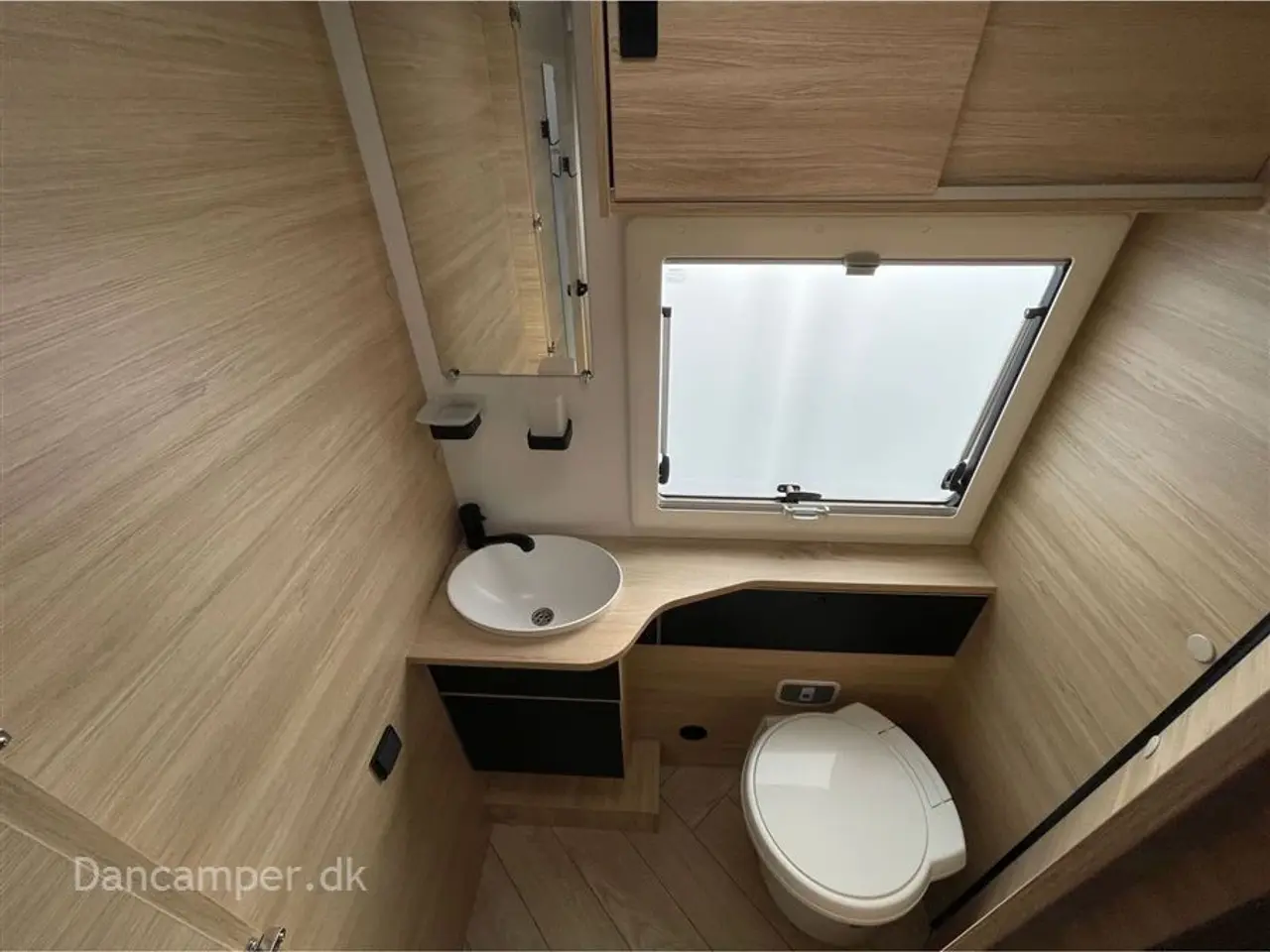 Billede 21 - 2026 - Chausson 720 Titanium