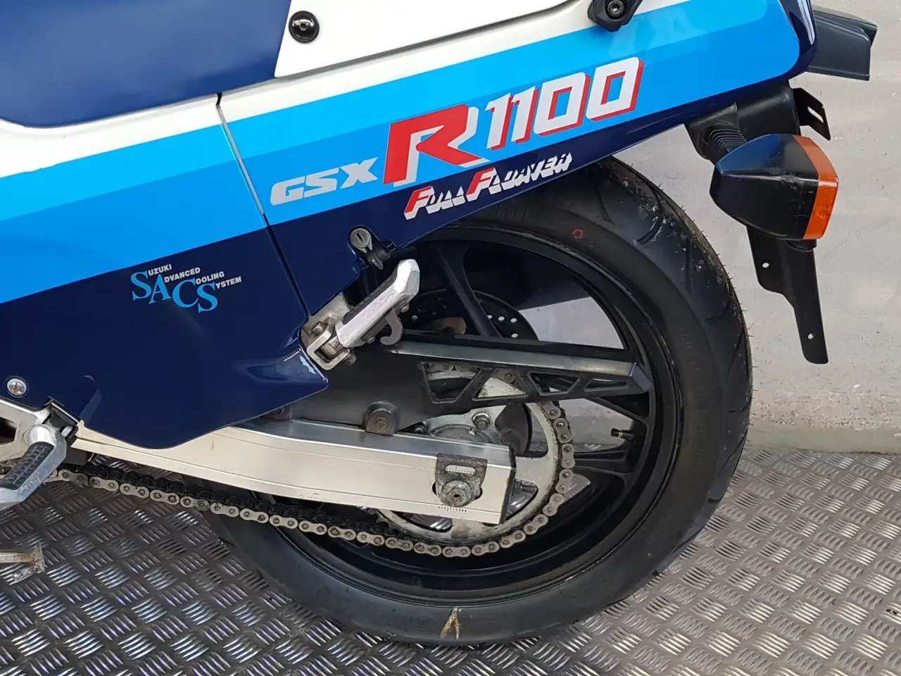 Billede 8 - Suzuki GSX-R 1100 Årg 1986